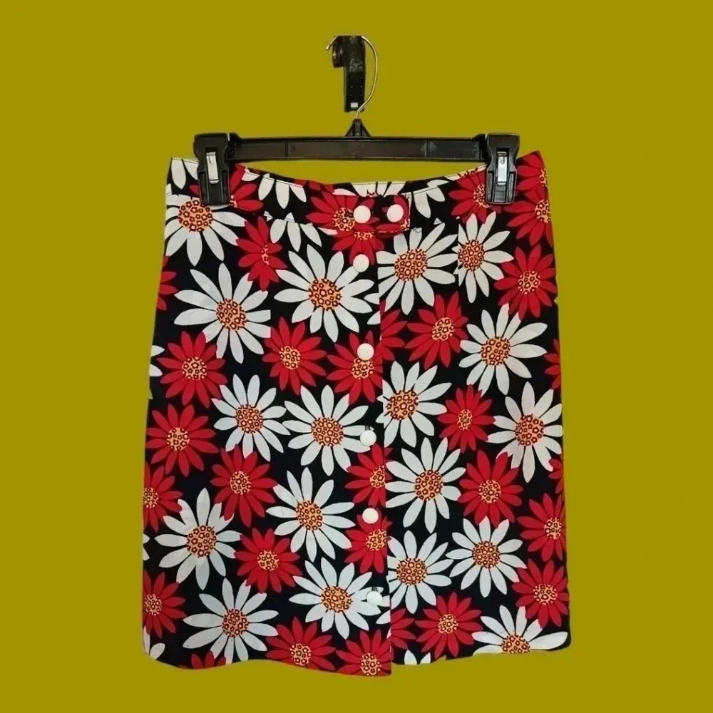 New star vtg mini skirt daisy red&wht size xs